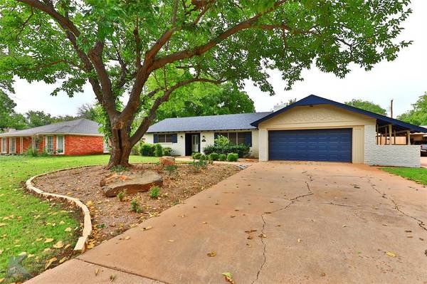 2102 S Elmwood Drive, Abilene, TX 79605