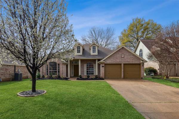 5706 Champion Court, Arlington, TX 76017