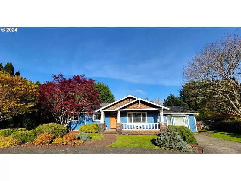 1354 N NUTMEG ST, Coquille, OR 97423