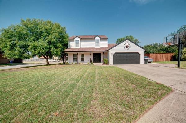 2601 Cinnamon Court, Euless, TX 76039