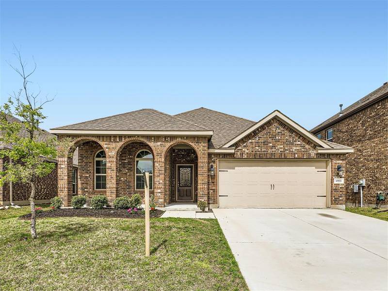 10921 Cobalt Drive, Aubrey, TX 76227