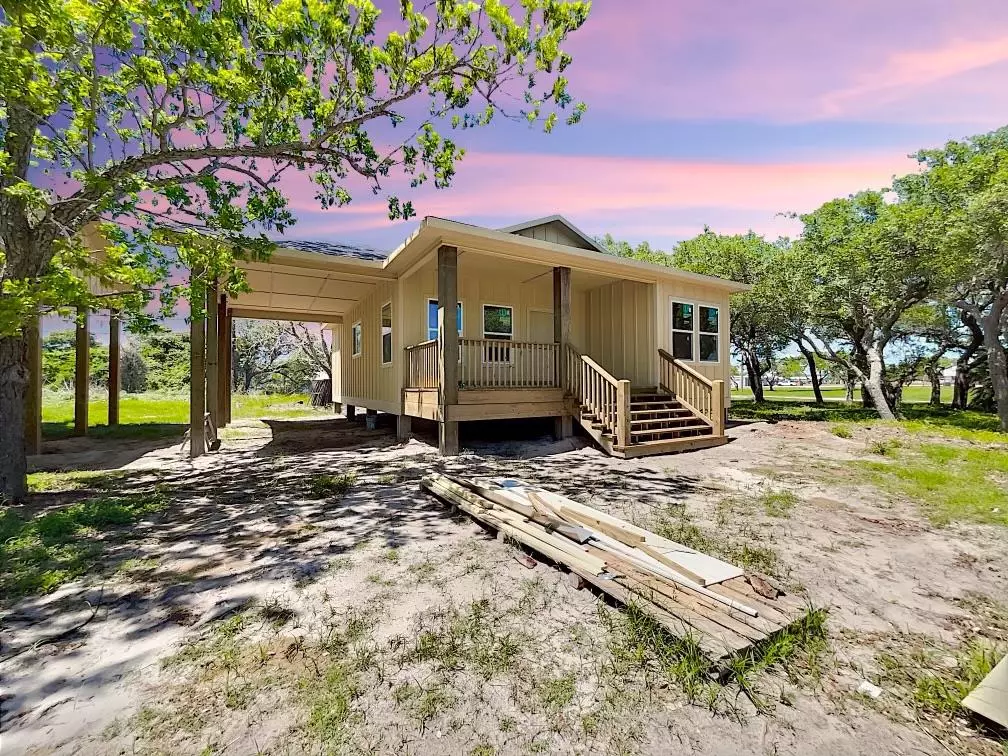 Rockport, TX 78382,2307 Bronte