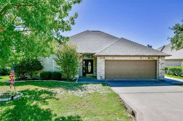 8614 Leisure Lane, Granbury, TX 76049