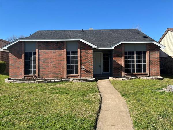 409 Sims Drive, Cedar Hill, TX 75104