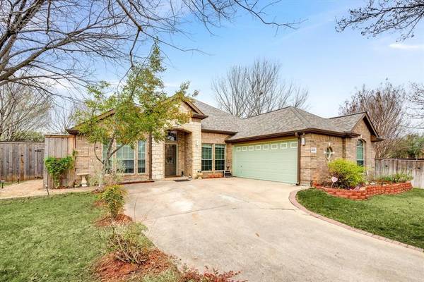 4008 Cedar Falls Drive, Fort Worth, TX 76244