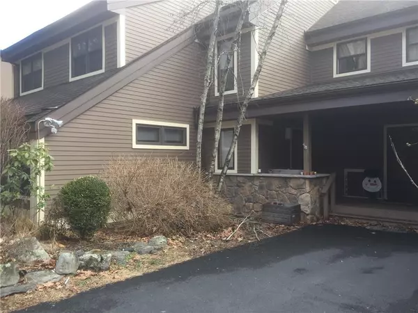 37 Sky View Drive #B, Smithfield Twp, PA 18302