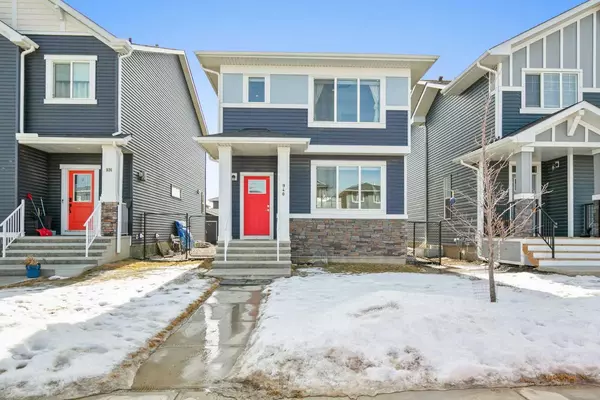 Chestermere, AB T1X 2N3,940 West Lakeview DR W