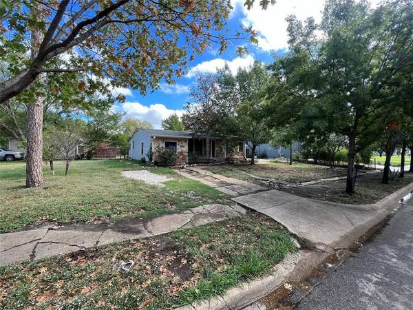 3820 Beechwood Lane, Dallas, TX 75220