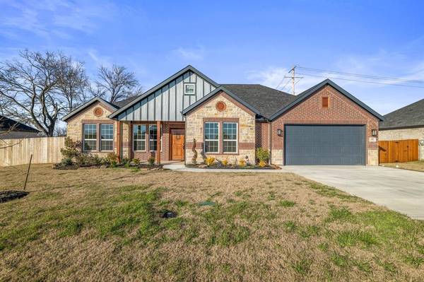 104 Guavin Lane, Blue Ridge, TX 75424