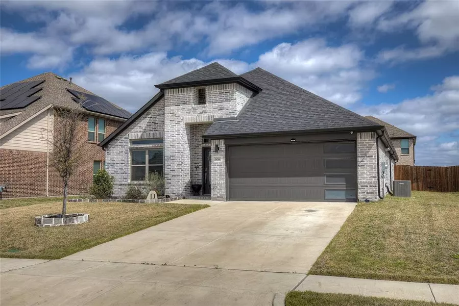 506 Ardsley Lane, Forney, TX 75126