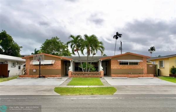 1112 NE 2nd Ct,  Hallandale Beach,  FL 33009