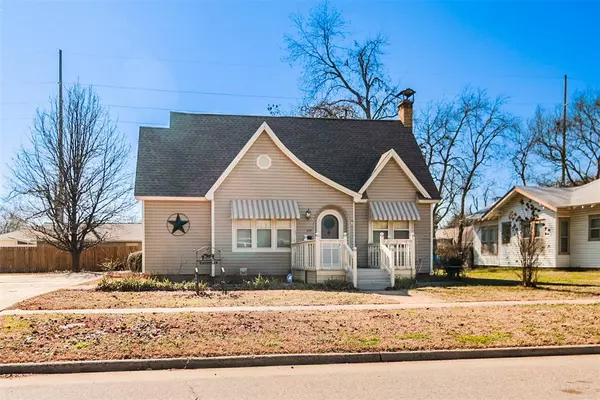 619 N Ash Street, Pauls Valley, OK 73075