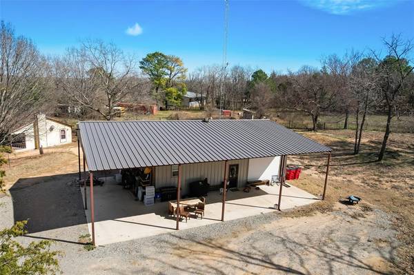 1700 Fleming Road, Bells, TX 75414