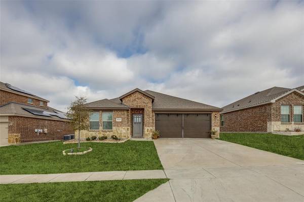 2008 Princeton Avenue, Farmersville, TX 75442