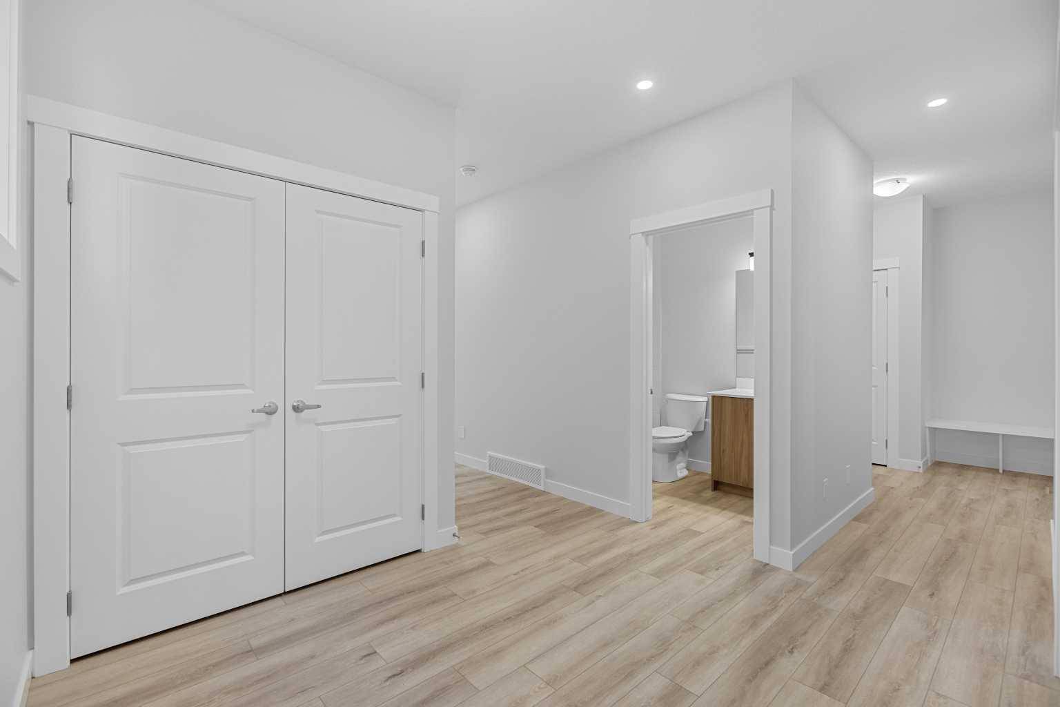 Calgary, AB T3P 1W3,200 Ambleside CRES NW