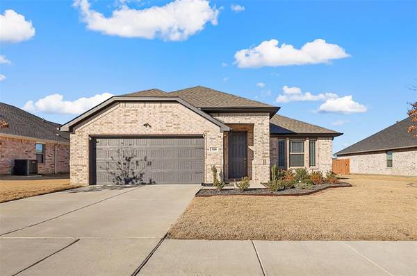 500 Paloma Street, Weatherford, TX 76087