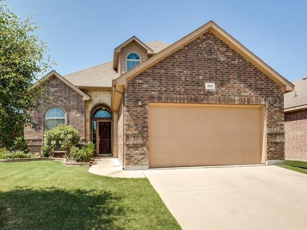 404 Branding Iron Trail, Fort Worth, TX 76131