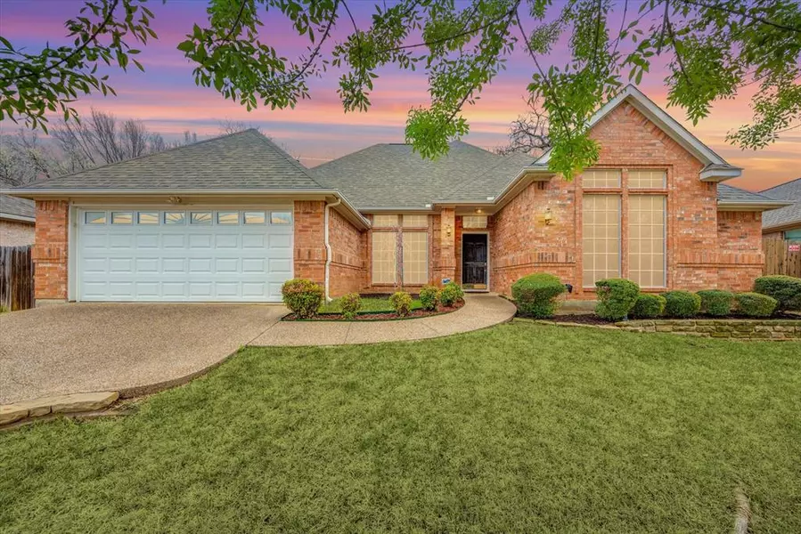 2408 Peach Blossom Court, Bedford, TX 76021