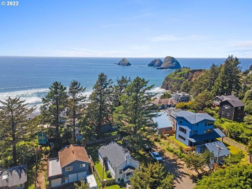 Oceanside, OR 97134,1560 CHINOOK AVE
