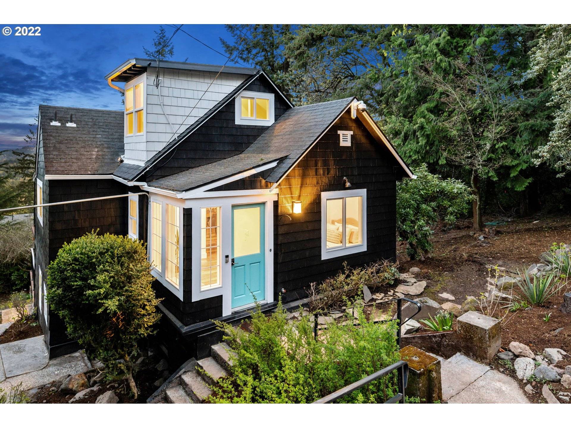 Portland, OR 97221,3810 SW GROVER ST