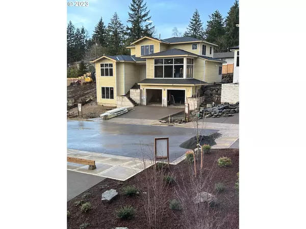 Lake Oswego, OR 97035,4947 Park Bluff PL