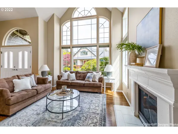 3397 BENTLEY AVE, Eugene, OR 97405