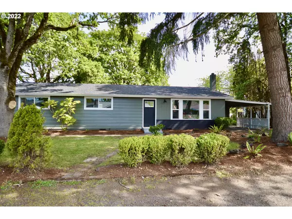 165 W CEDAR DR, Lebanon, OR 97355