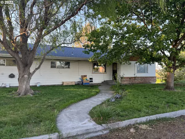 Hermiston, OR 97838,33225 W SPEARMAN RD