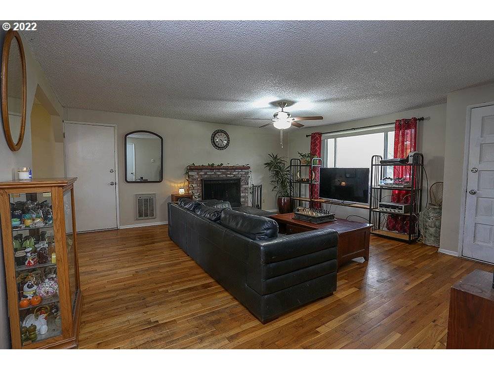 Vancouver, WA 98664,209 SE 104TH AVE