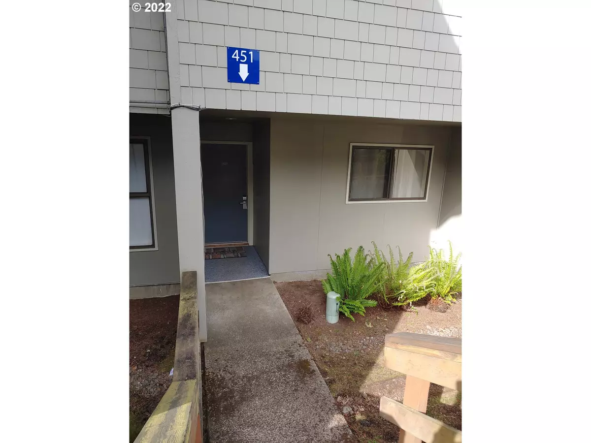 Newport, OR 97365,1000 SE BAY BLVD #451