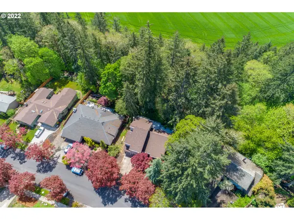 3224 VALLEY CREST WAY, Forest Grove, OR 97116