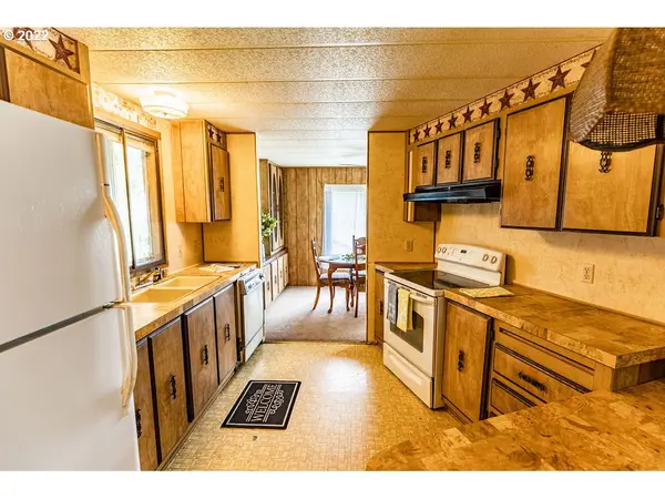 Naselle, WA 98638,298 KNAPPTON RD