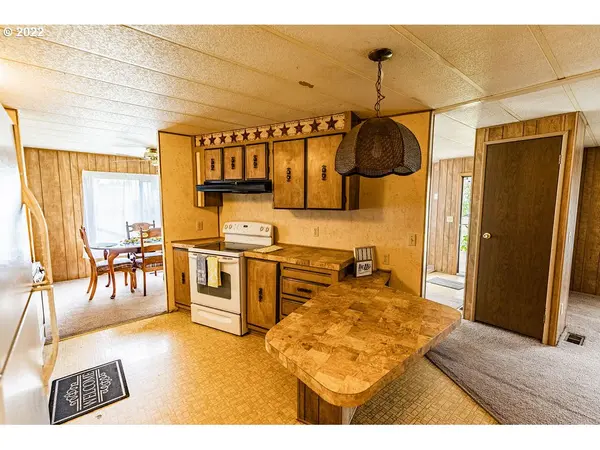 Naselle, WA 98638,298 KNAPPTON RD