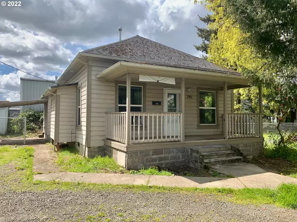 293 S ELM ST, Canby, OR 97013