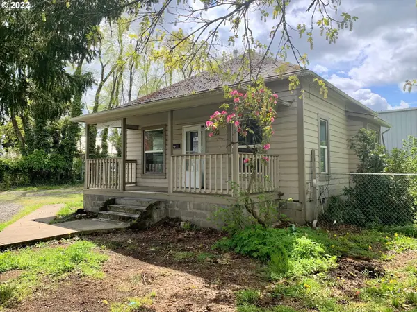 293 S ELM ST, Canby, OR 97013