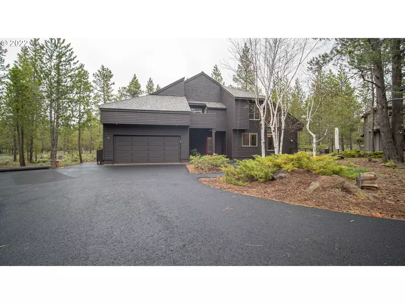 17710 ROGUE LN, Sunriver, OR 97707