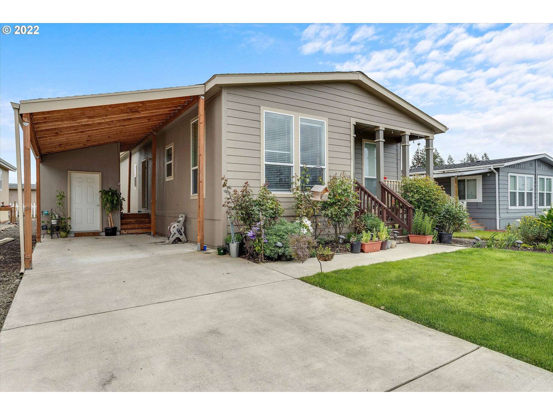 Clackamas, OR 97015,13900 SE HIGHWAY 212 #137