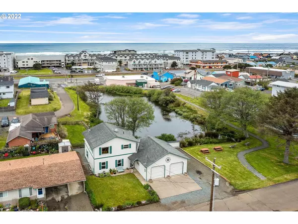 155 N CORAL ST, Rockaway Beach, OR 97136