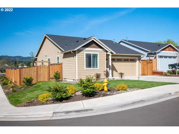 Dallas, OR 97338,319 SW OREGON TRAIL DR