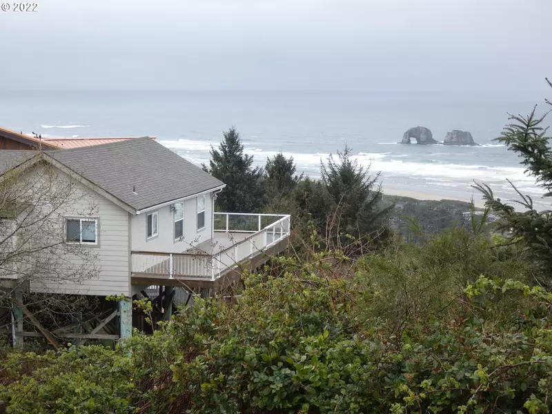 503 KESTERSON CT, Rockaway Beach, OR 97136