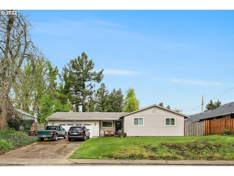 741 DIVISION ST, Oregon City, OR 97045