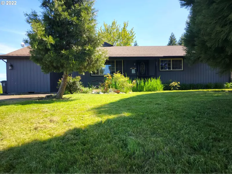 30890 PRICEBORO DR, Harrisburg, OR 97446