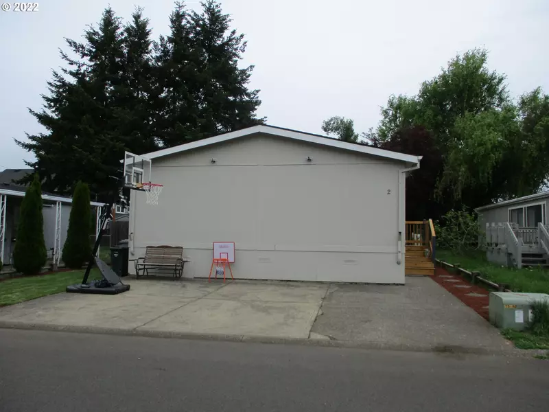 1400 S ELM ST #2, Canby, OR 97013