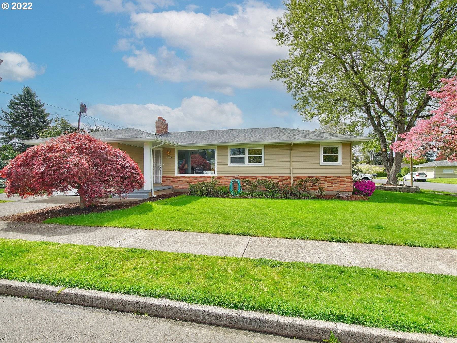 16630 SE WASHINGTON ST, Portland, OR 97233