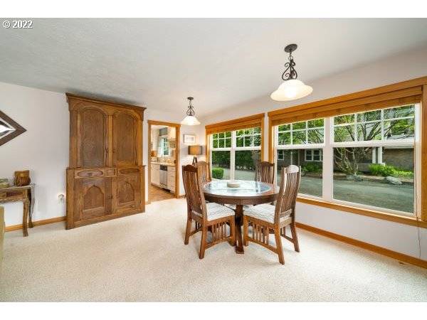 Cannon Beach, OR 97110,296 E Van Buren ST