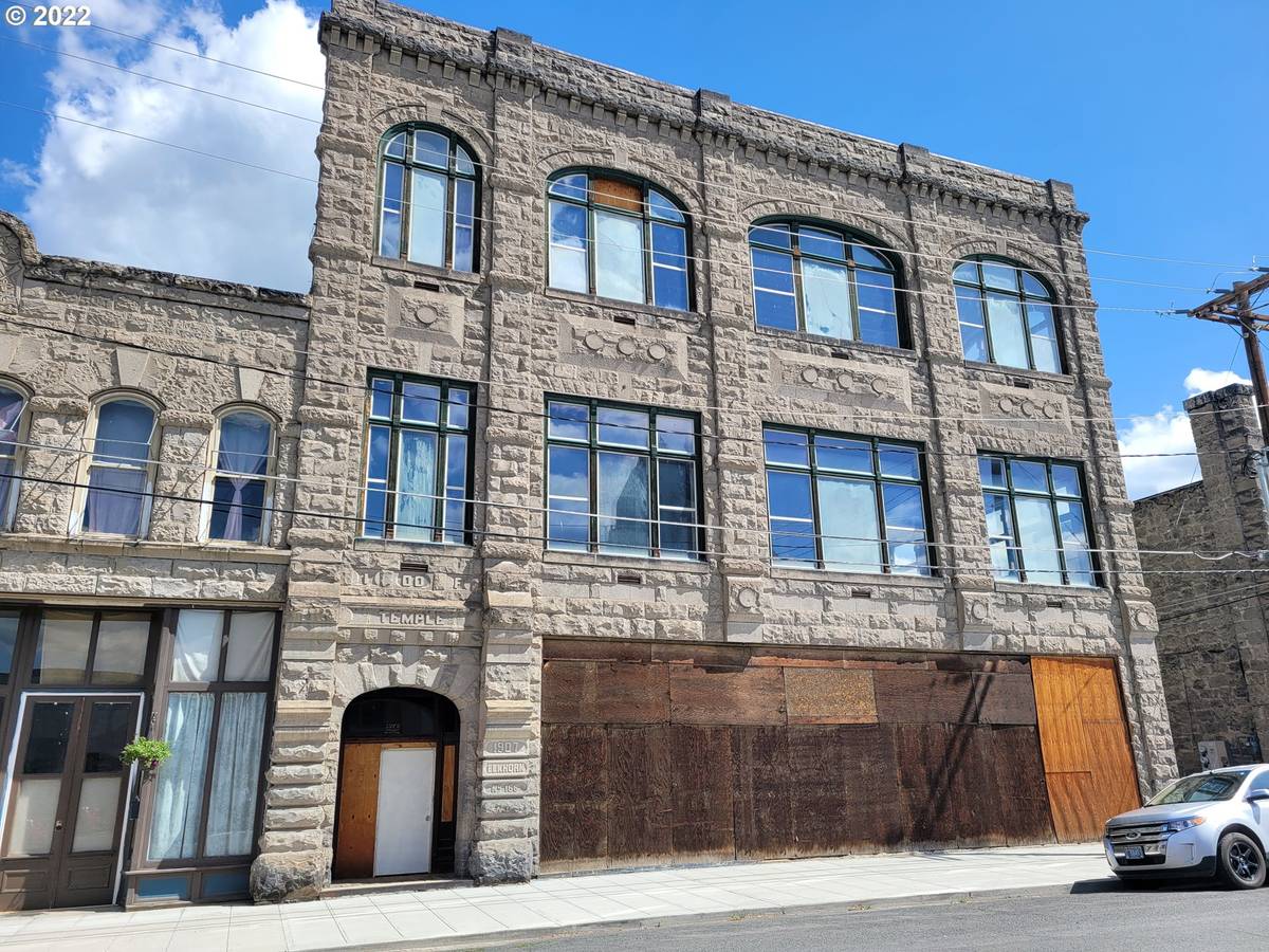 Baker City, OR 97814,1976 VALLEY AVE