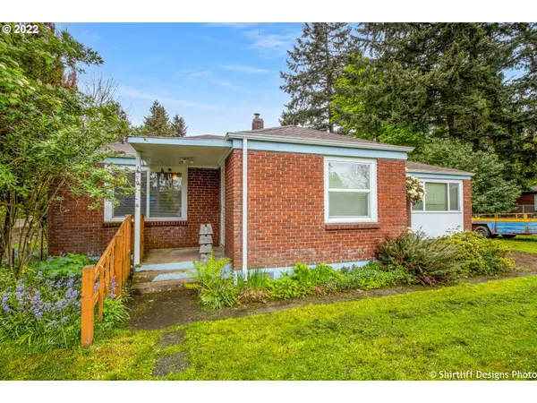 3160 HARLOW RD, Eugene, OR 97401