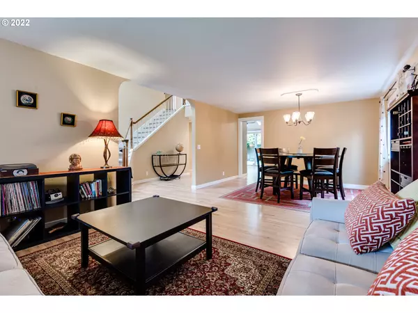 Eugene, OR 97401,1565 VICTORIAN WAY