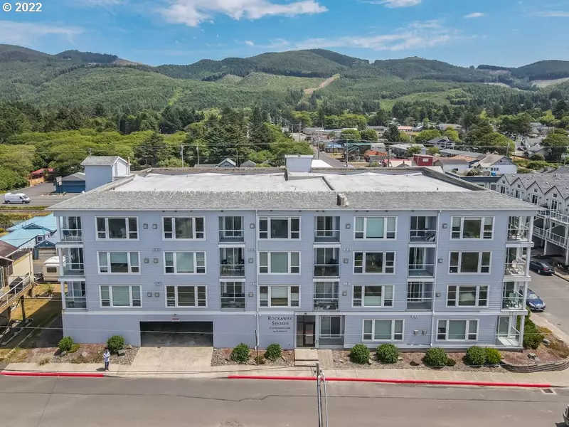 300 N PACIFIC ST 33 #33, Rockaway Beach, OR 97136