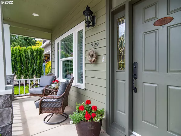 Springfield, OR 97478,729 S 68TH PL